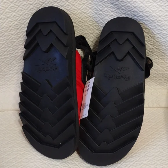 Reebok Beatnik Red Sandal
